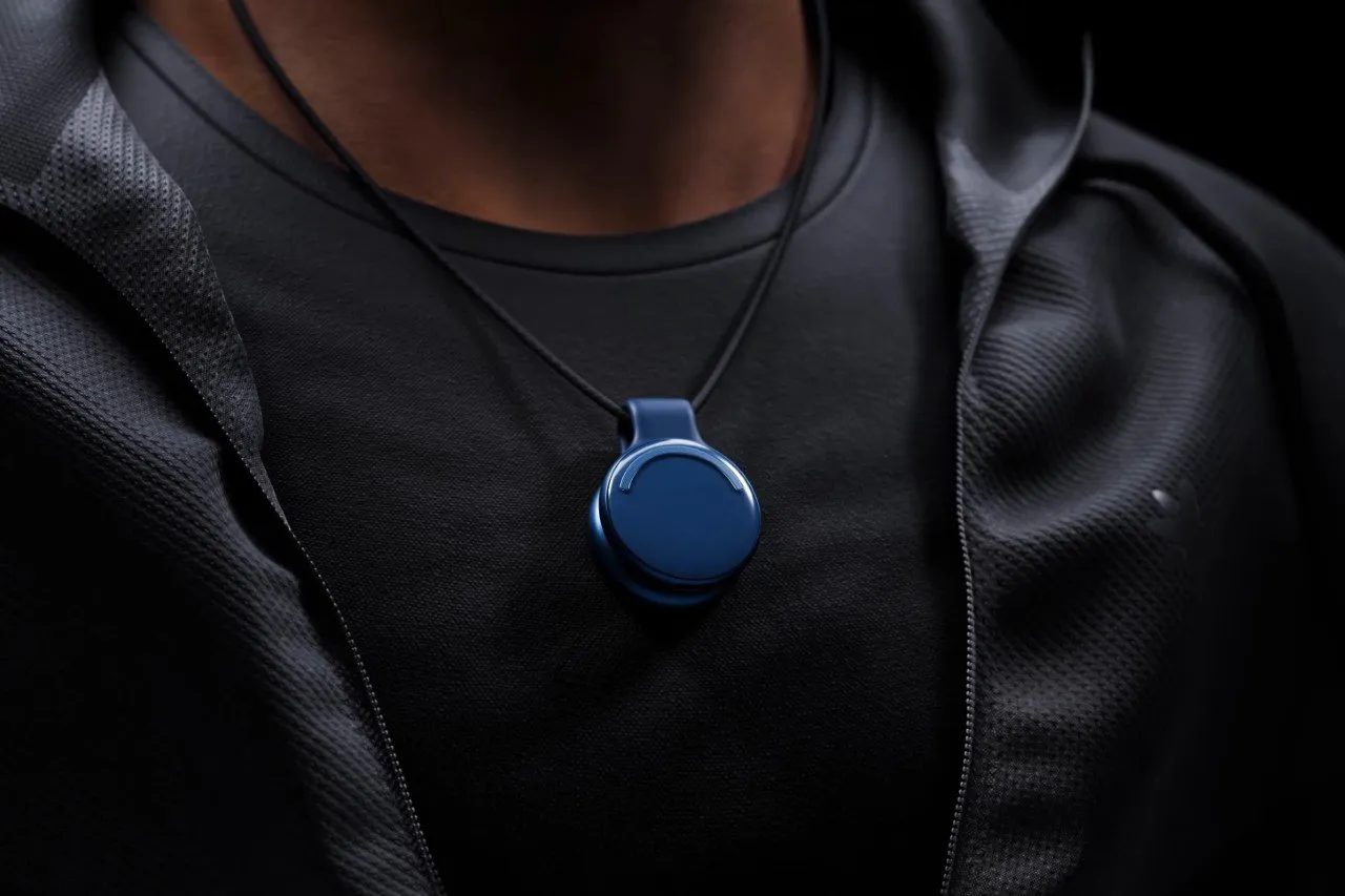 Limitless Pendant: Tu asistente personal inteligente en un elegante dispositivo wearable